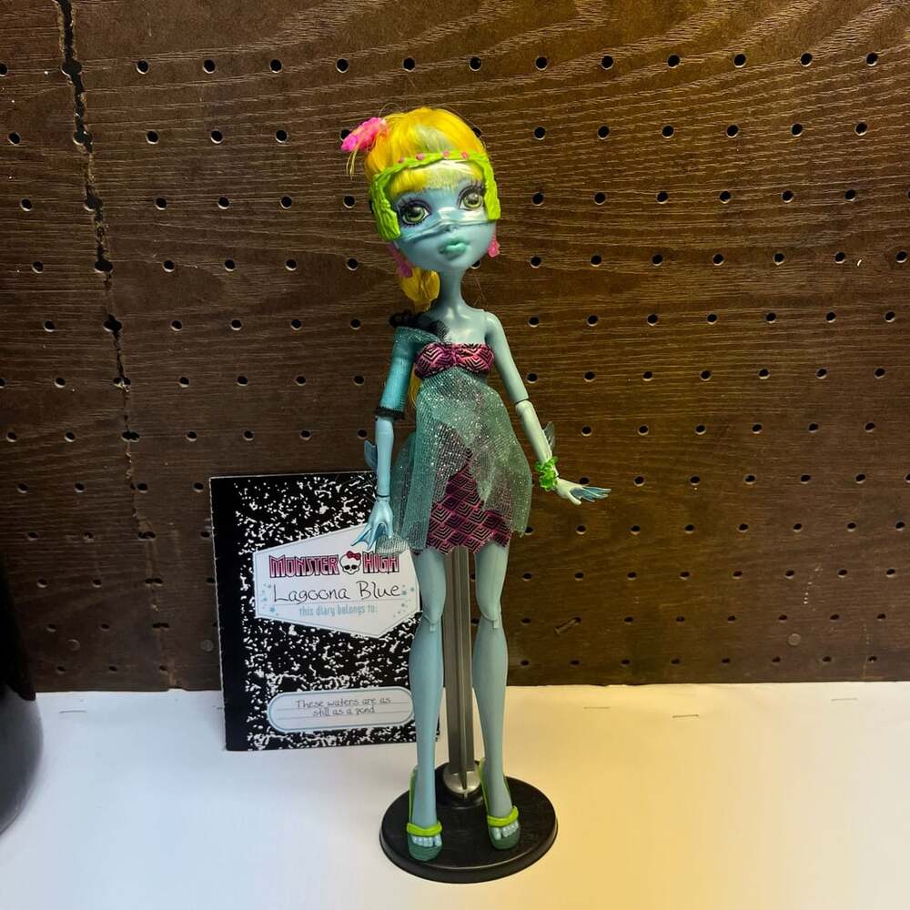 Monster High 13 Wishes Lagoona Blue Doll